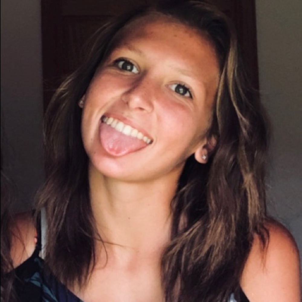 Meet your Posher, Hannah